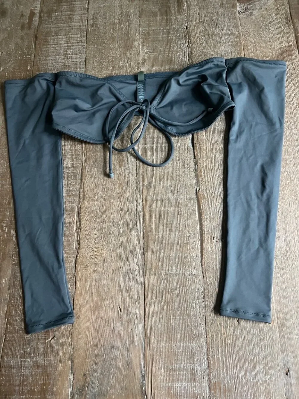 SKIMS SWIM LONG SLEEVE UNDERWIRE BIKINI TOP SIZE M